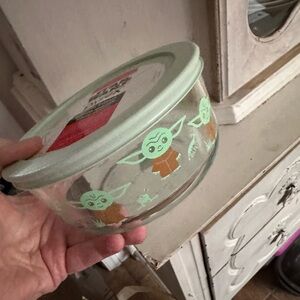 Star Wars Baby Yoda Glass Pyrex Bowl with Lid